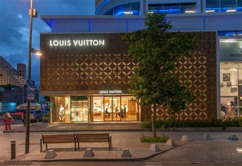 louis vuitton architectural style.